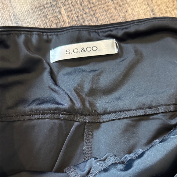 Black Skort - Picture 4 of 8